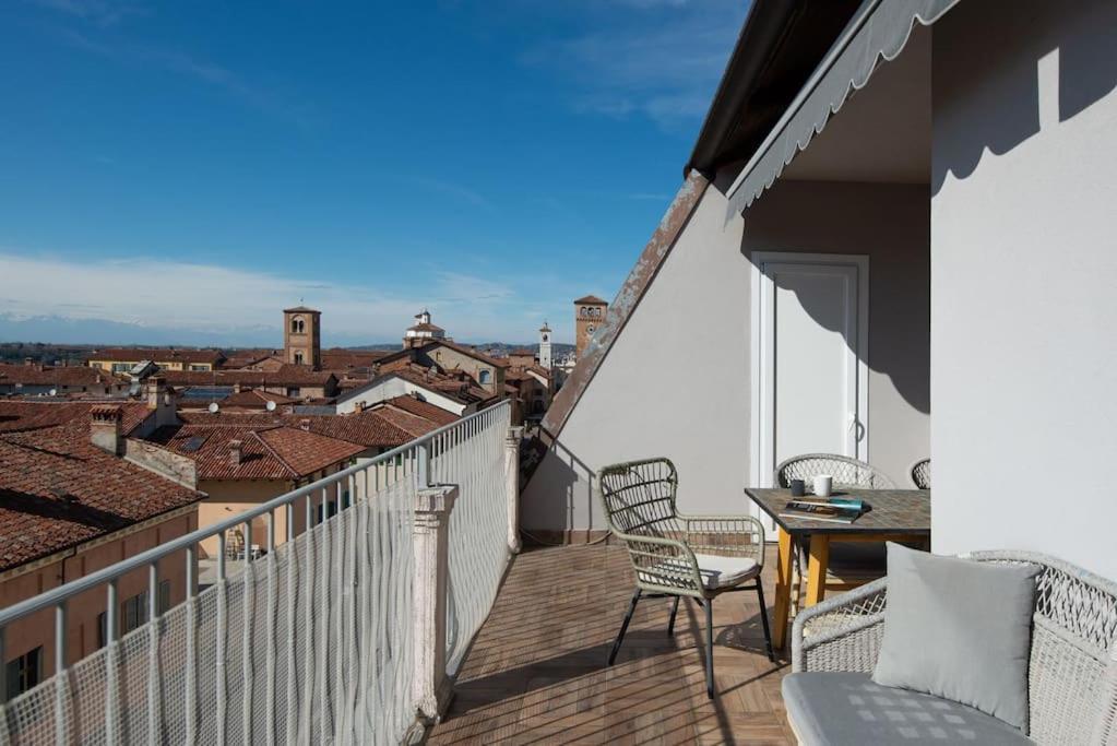 Casa No.Na - Attico Panoramico A Cherasco Kültér fotó